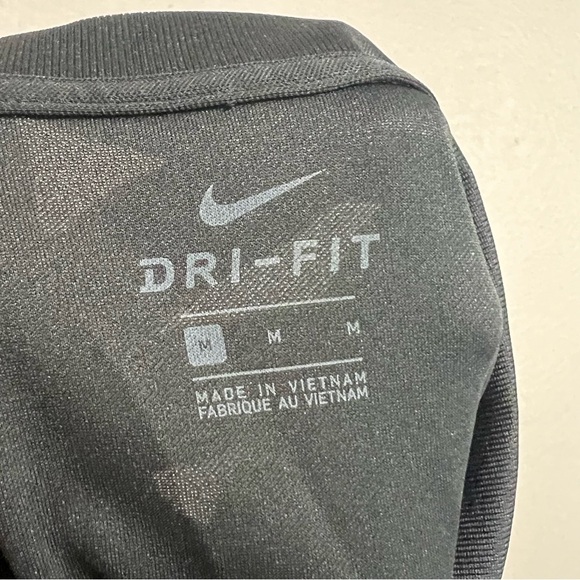 Nike Women Black Polo Tee Shirt Dri Fit Golf Size Medium - Picture 6 of 7